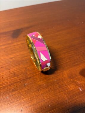 Estee Lauder Gold-Tone Bracelet with Pink White Enamel Geometric Inlay bangle